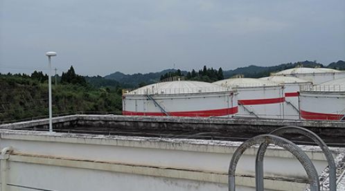 石化行業的雷電預警系統方案-點擊帶你了解詳情【杭州易造】