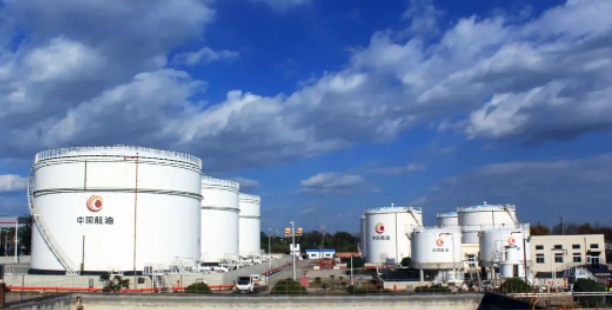 雷電預警系統助力油庫安全：解決油庫雷擊火災隱患